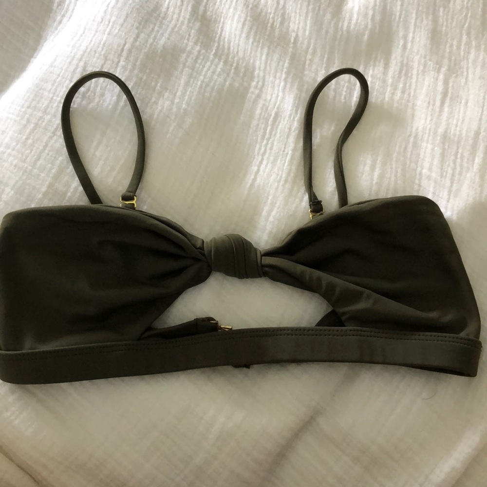 Swimsuit top. Size medium